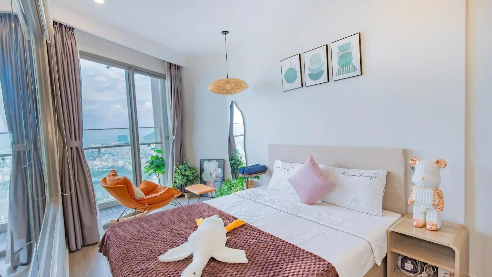 The Song Boutique Apartment 붕타우