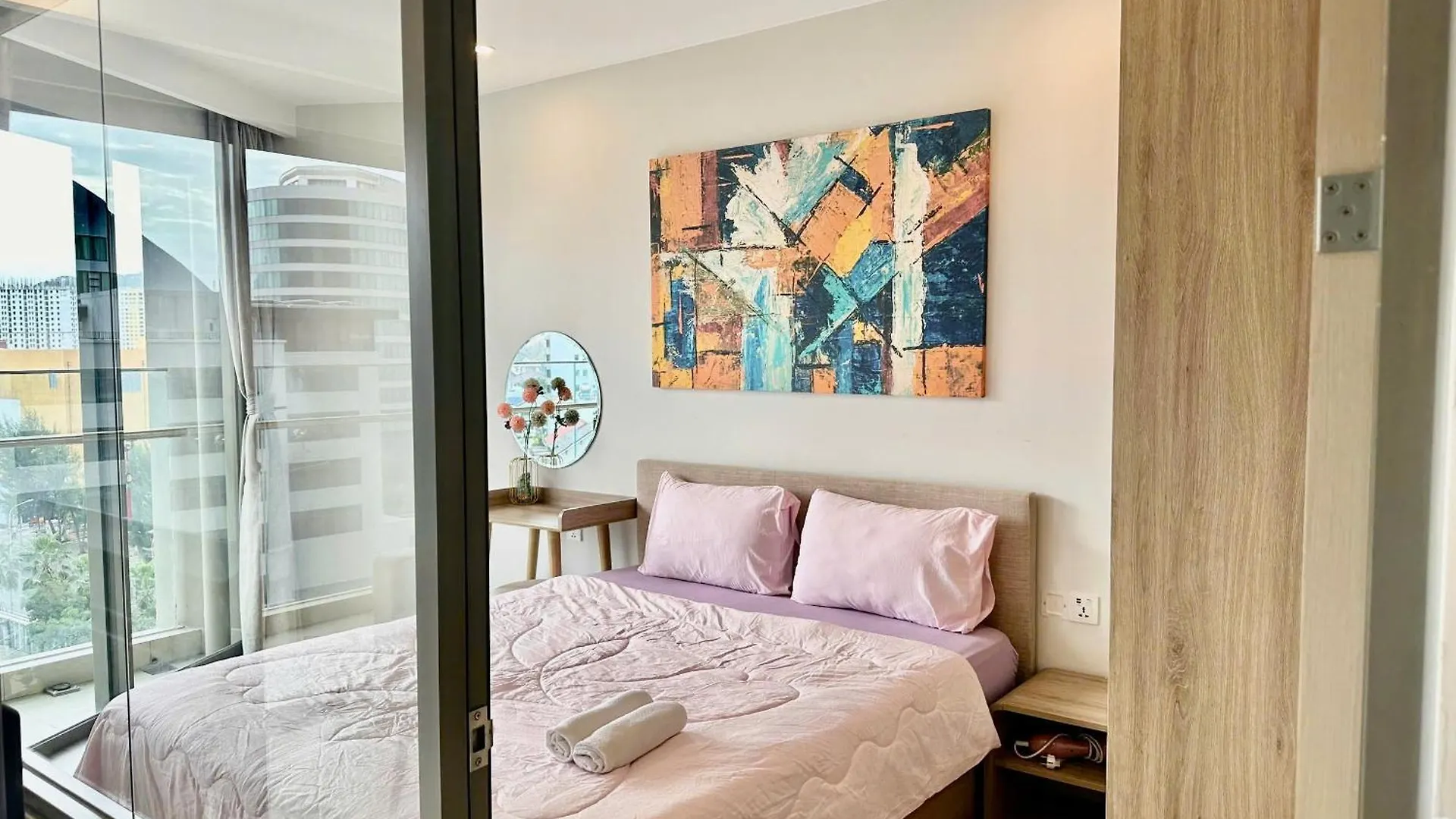 The Song Boutique Apartment 붕타우