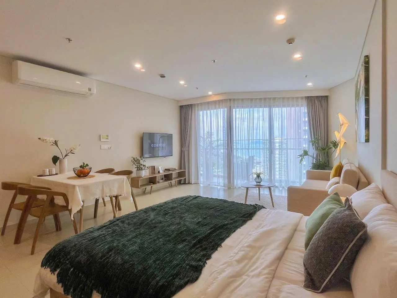 The Song Boutique Apartment 붕타우